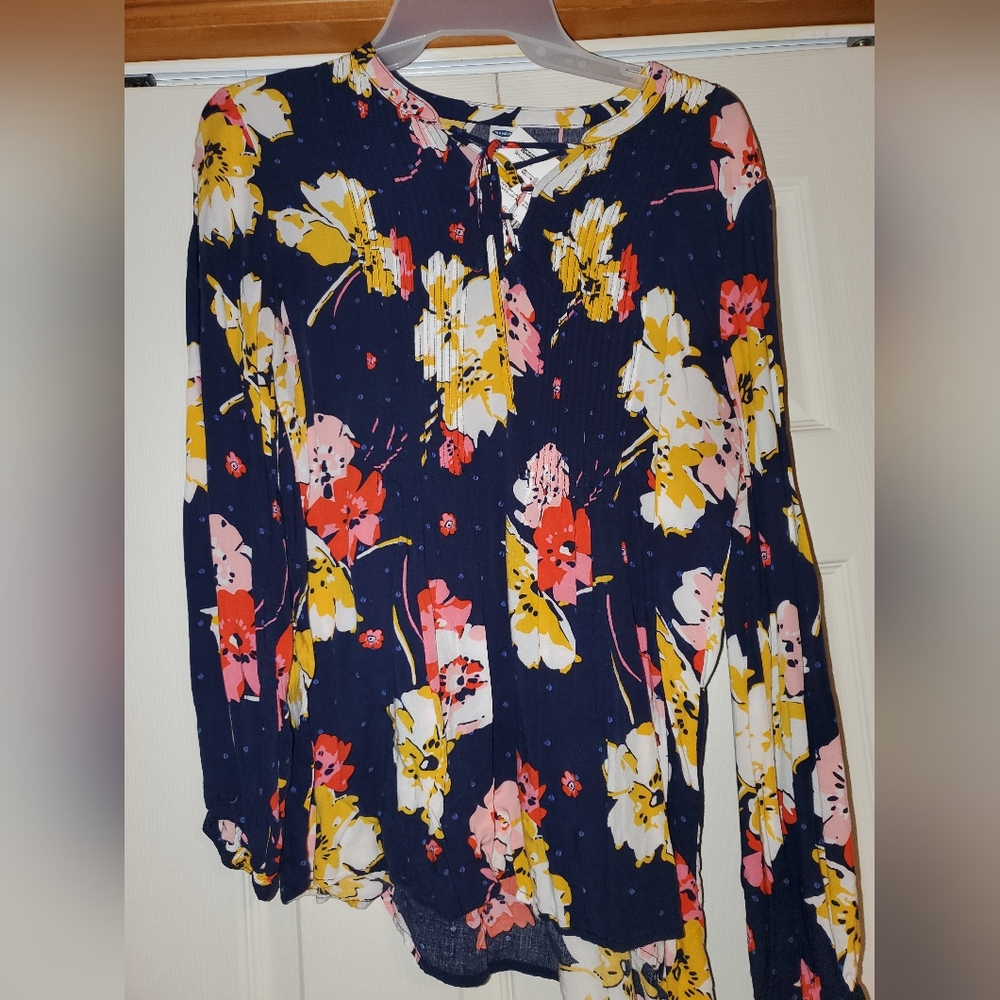 Old Navy Size Medium
